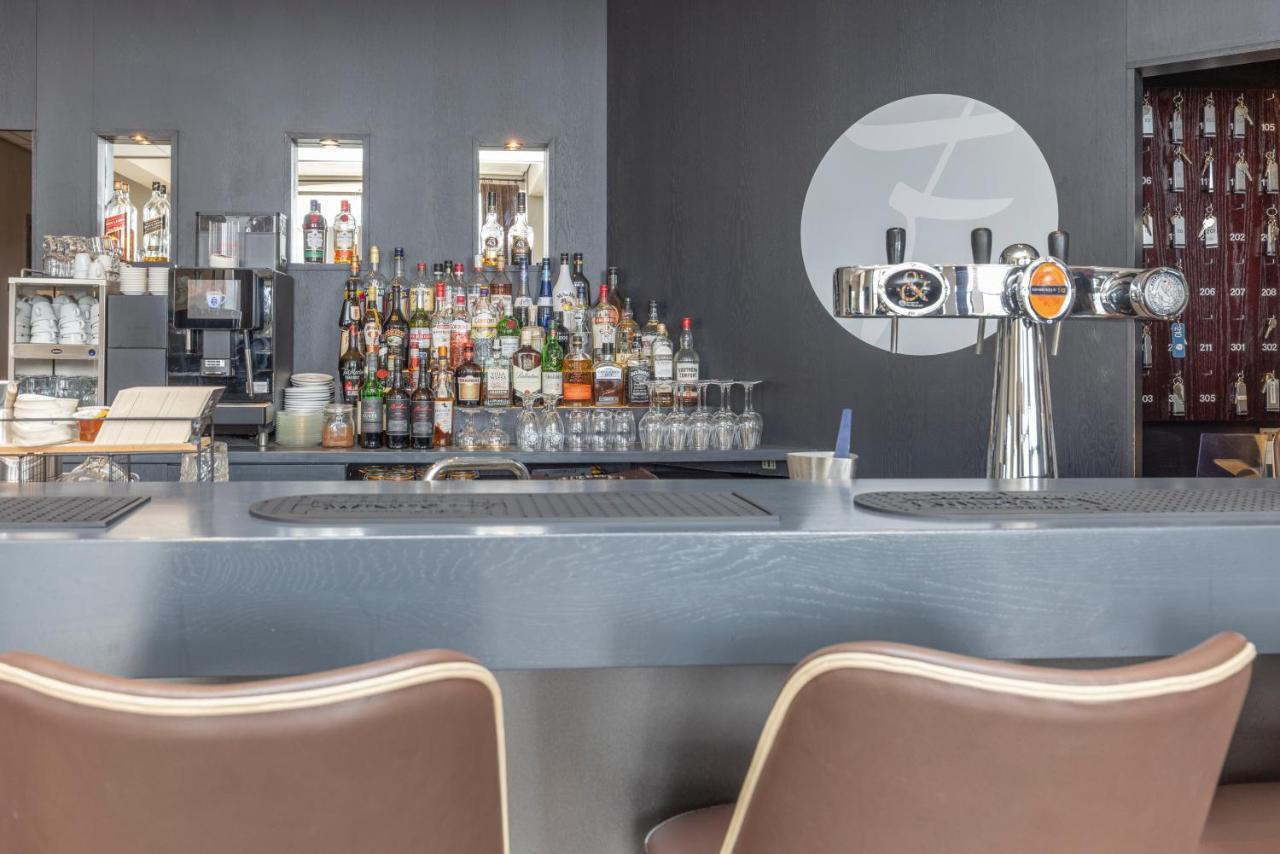 Fletcher Hotel Restaurant เฮลเลนดอร์น ภายนอก รูปภาพ